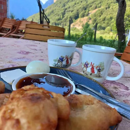 Casa de hóspedes Niko Cerem